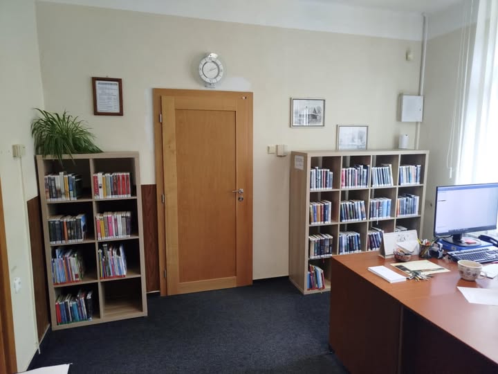 Knihovna Dolní Lomná